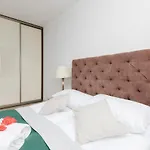 Апартаменты Zlota Center Of By Renters *