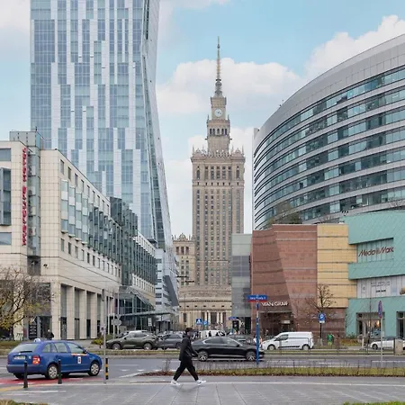 Zlota Center Of By Renters