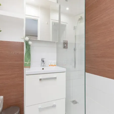 Zlota Center Of By Renters Διαμέρισμα *