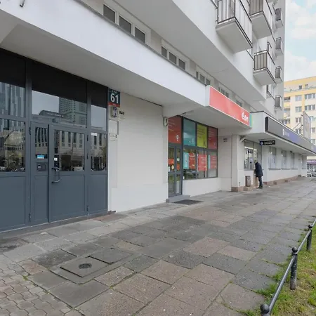 Zlota Center Of By Renters Βαρσοβία