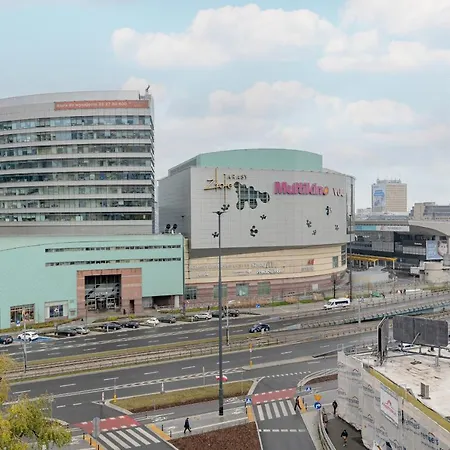 Zlota Center Of By Renters