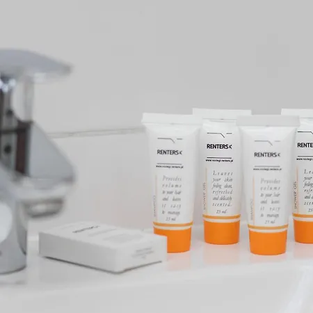 Zlota Center Of By Renters *